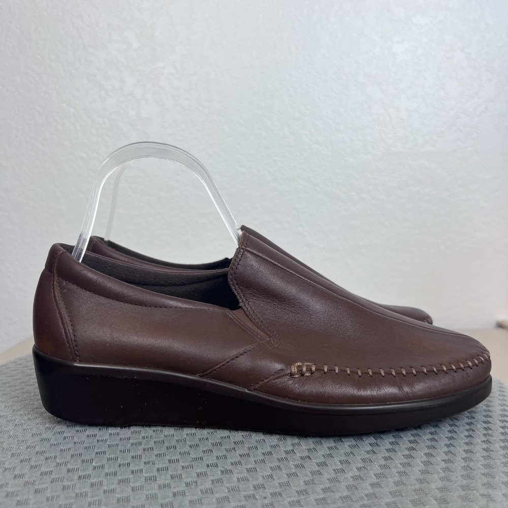 SAS Dream Loafer Womens 9 M Brown Leather Slip On Wedge Comfort Shoes Casual